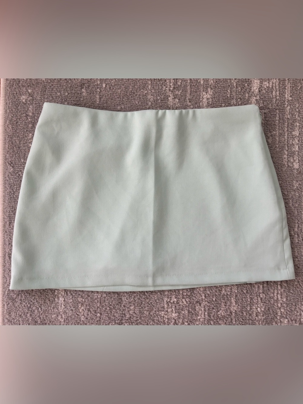 The A&F Scarlett Mid Rise Mini Skort - Pale Mint